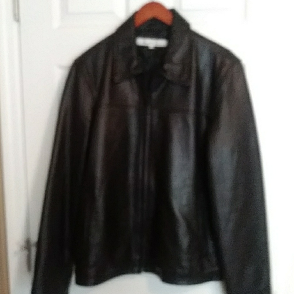 Kenneth Cole Ladies Leather Jacket